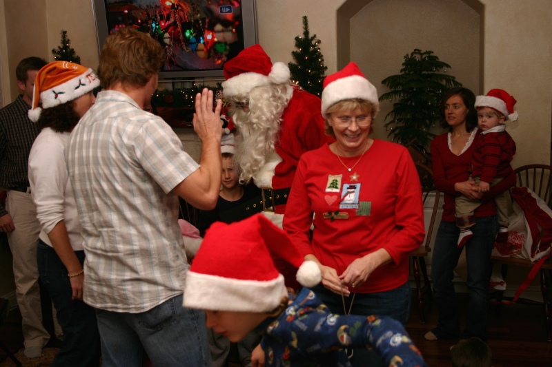 Hildebrand Christmas ScreenSaver/800x600_2006-12-24 Christmas Eve 94.jpg